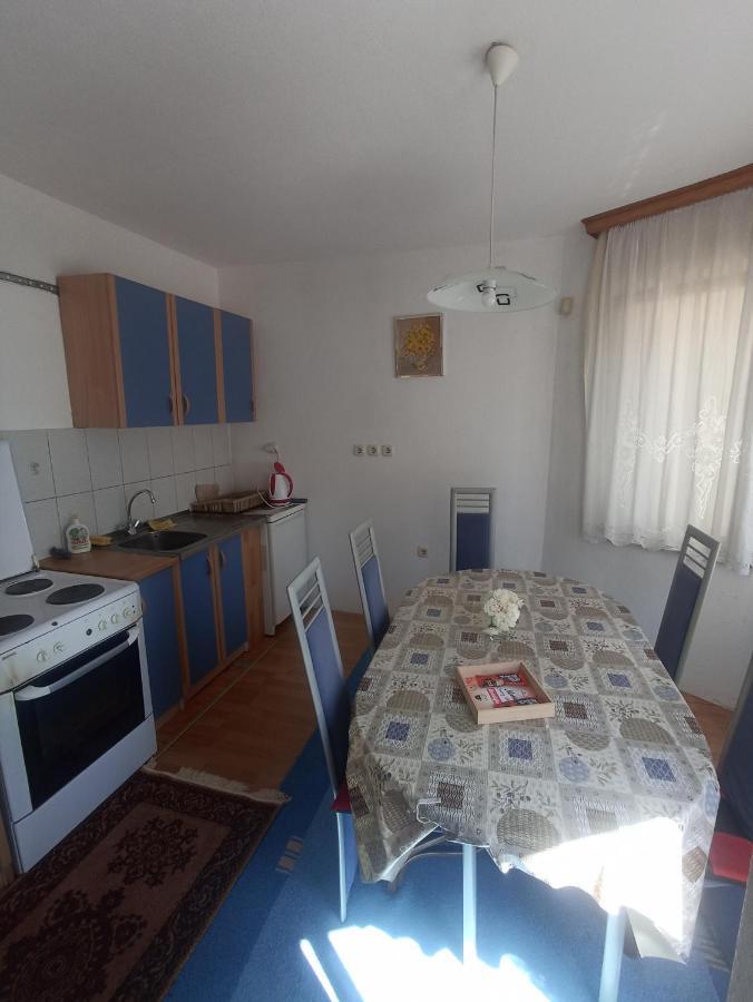 Sleep & Fly - Sarajevo Airport Apartment Exterior photo