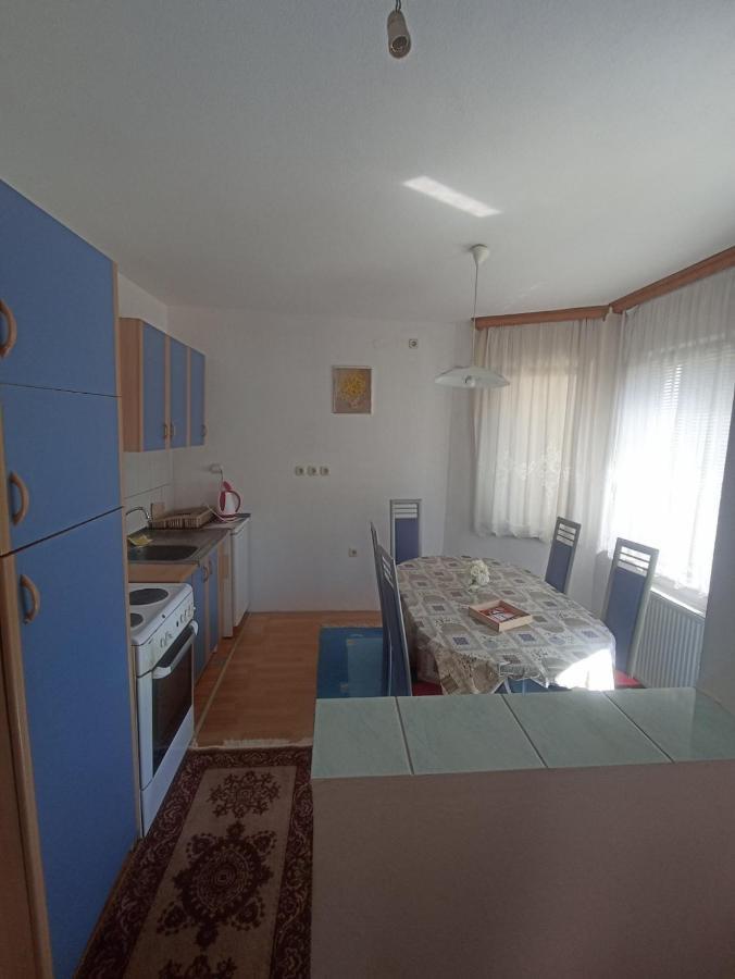 Sleep & Fly - Sarajevo Airport Apartment Exterior photo